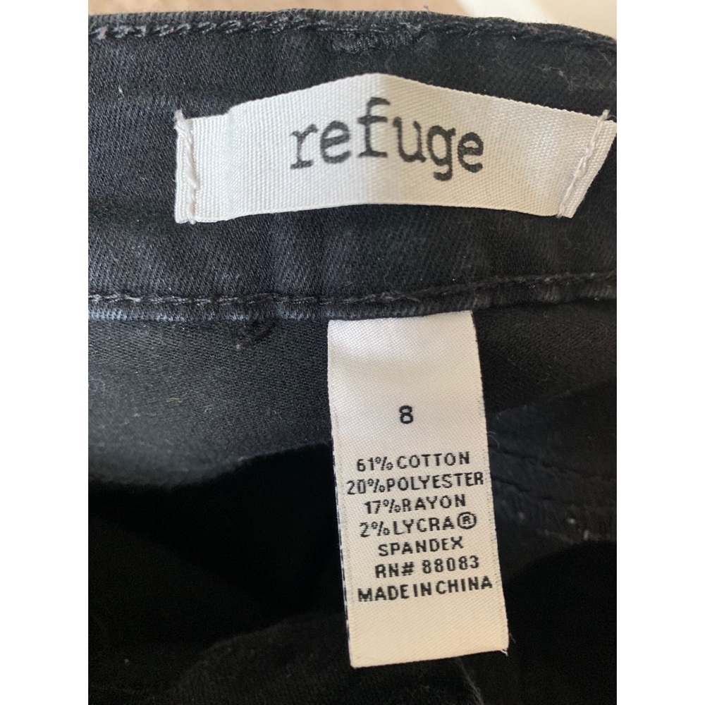 REFUGE RIPPED JEANS - Picture 2 of 2